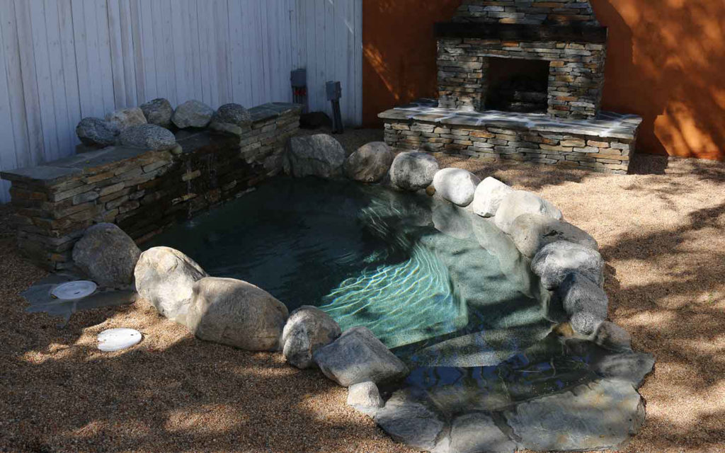 Olmos spa outdoor fireplace water features Fun Outdoor Living Features blog
