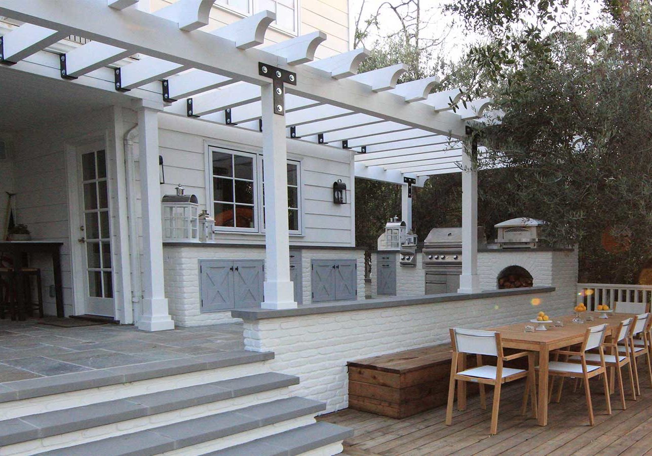Olmos pergolas and patio covers builders in Sherman Oaks also serving Encino Studio City and Northridge