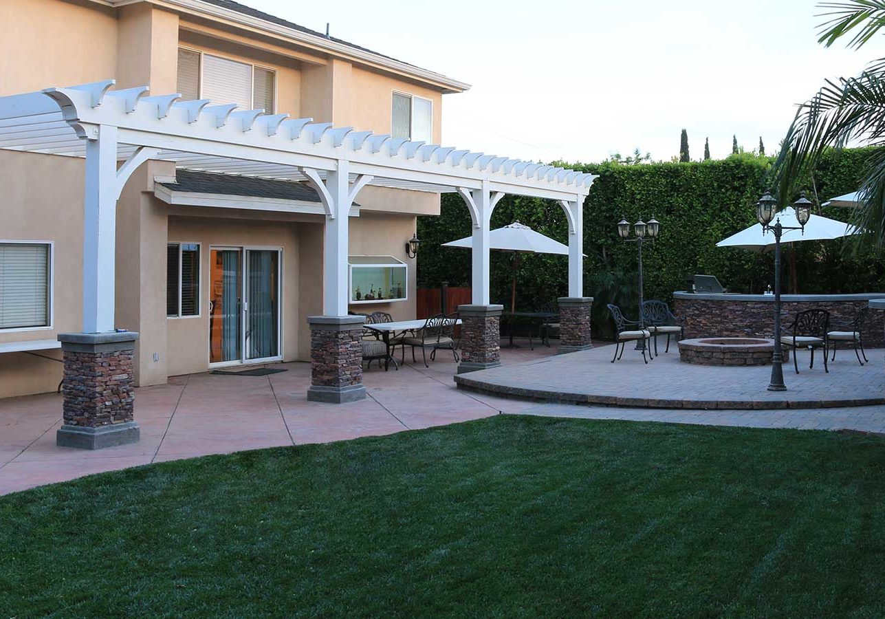 Olmos pergolas and patio covers for Sherman Oaks Encino Studio City and Northridge homes